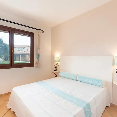 Pierre & Vignola Mare