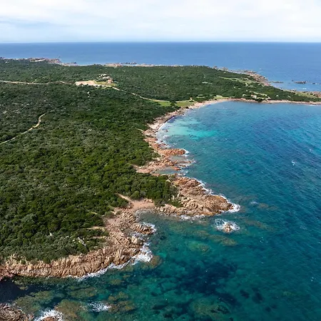 Pierre & شقة فندقية Vignola Mare