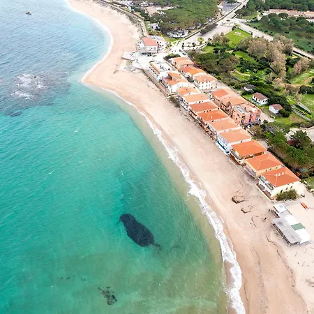 Pierre & アパートホテル 4*